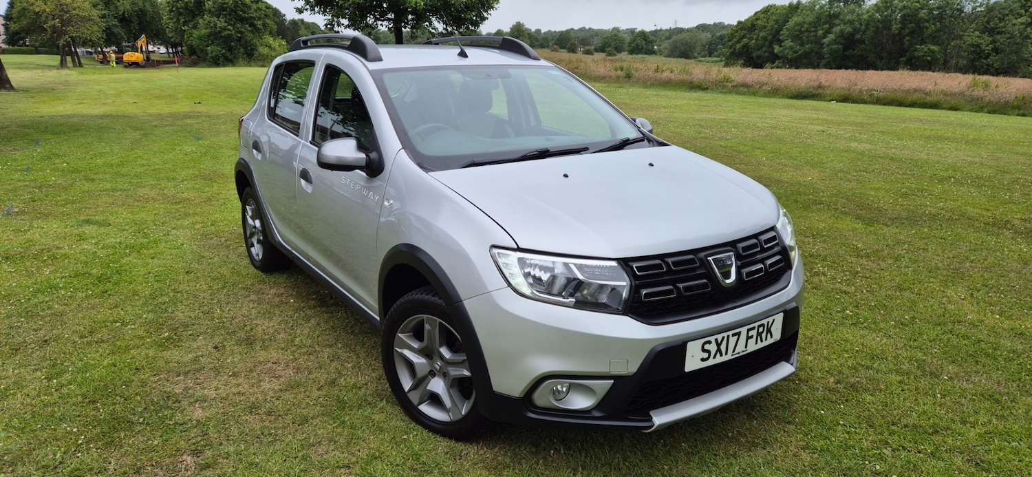 Used Dacia Sandero Stepway 2017 for sale - 76064473: Photo 8