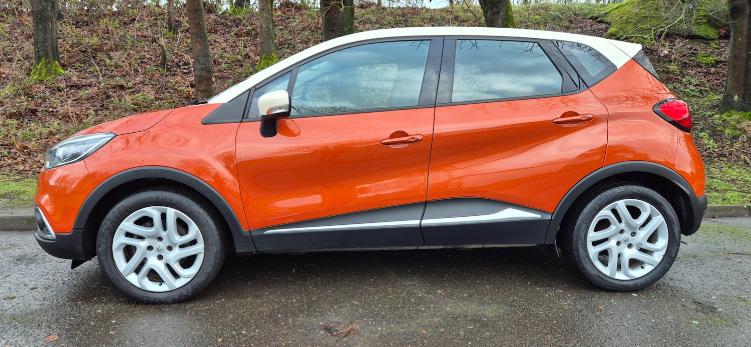 Used Renault Captur 2015 for sale - 77285525: Photo 2