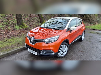 Used Renault Captur 2015 for sale - 77285525: Photo