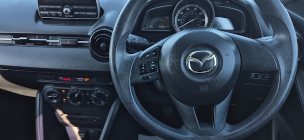 Used Mazda Mazda2 2015 for sale - 76218719: Photo 17