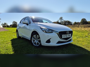 Used Mazda Mazda2 2015 for sale - 76218719: Photo 4
