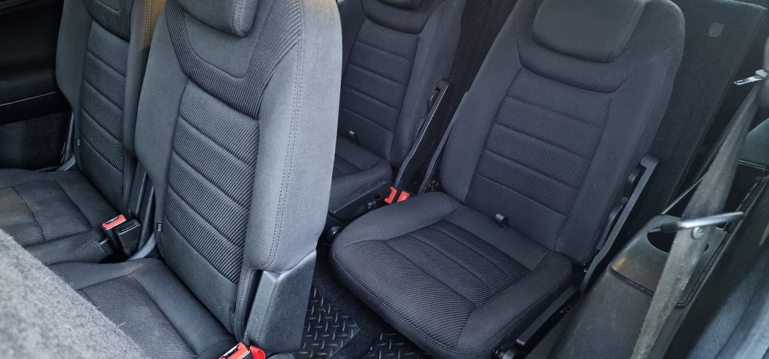 Used Ford S-Max 2013 for sale - 77159658: Photo 17