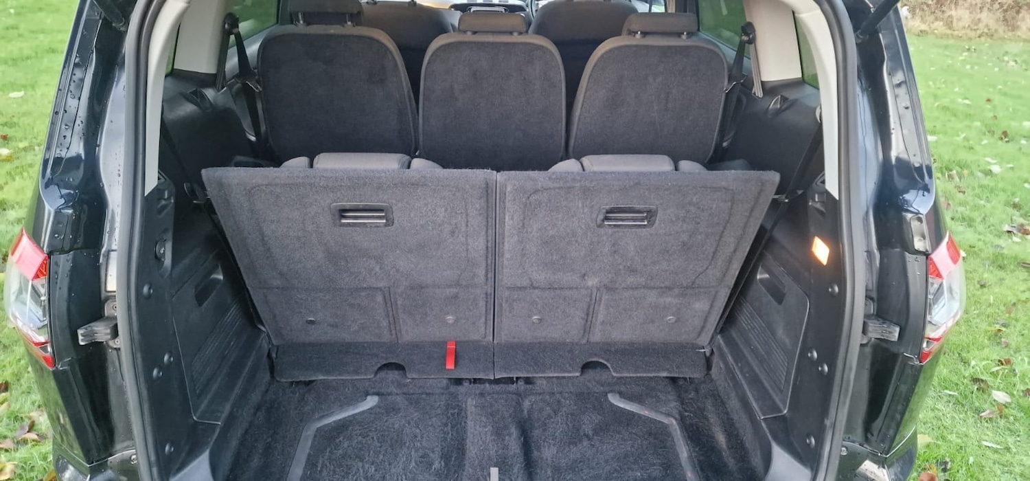 Used Ford S-Max 2013 for sale - 77159658: Photo 8