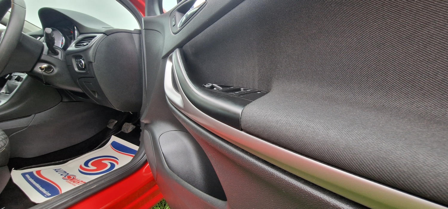 Used Vauxhall Astra 2017 for sale - 76918710: Photo 17