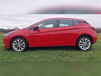 Used Vauxhall Astra 2017 for sale - 76918710: Photo