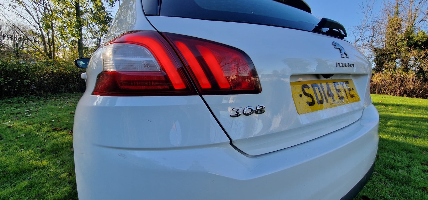 Used Peugeot 308 2014 for sale - 76670904: Photo 10