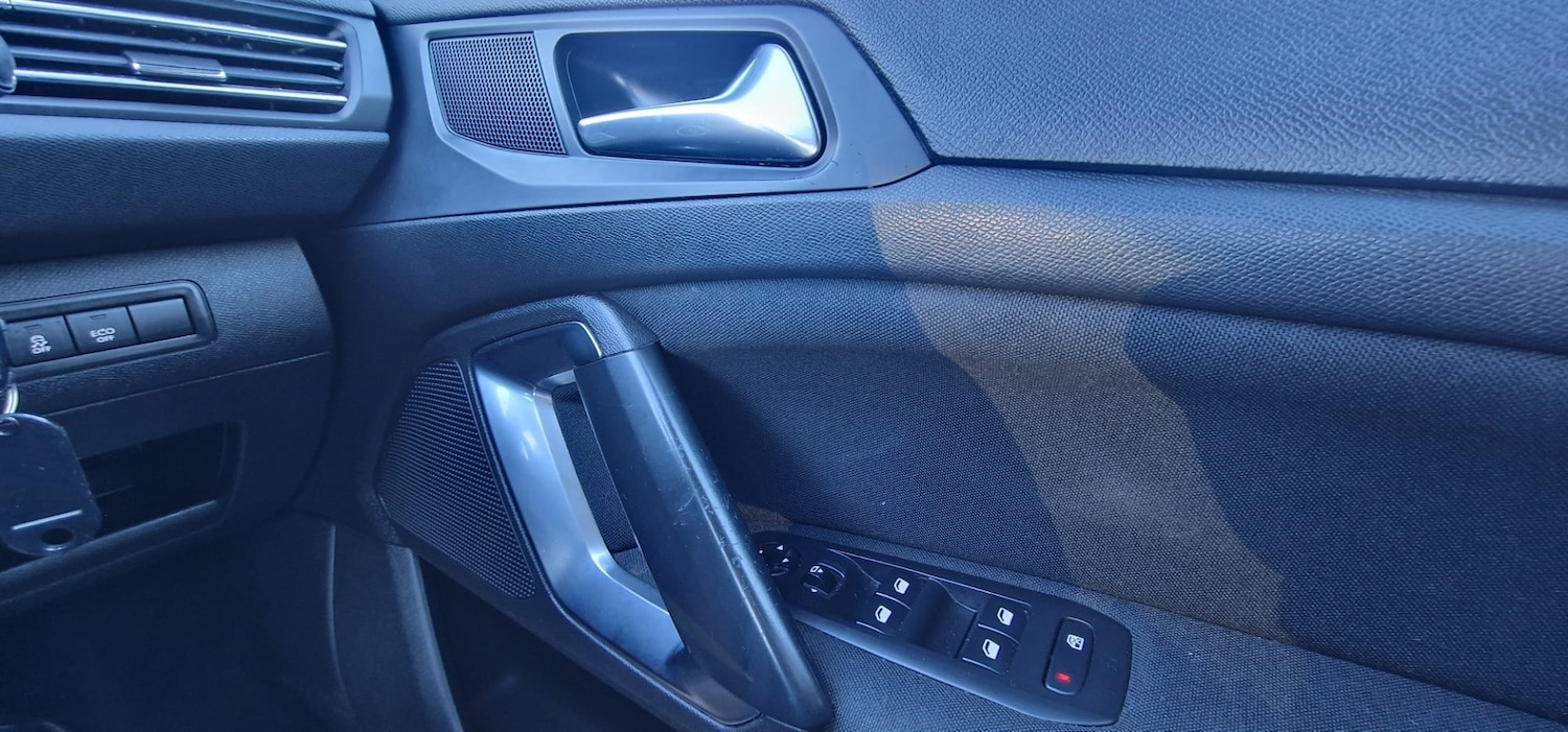 Used Peugeot 308 2014 for sale - 76670904: Photo 22