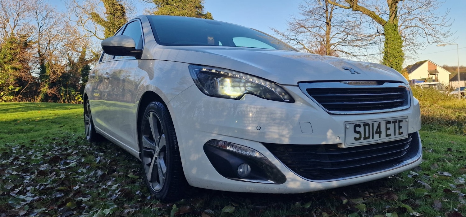 Used Peugeot 308 2014 for sale - 76670904: Photo 4