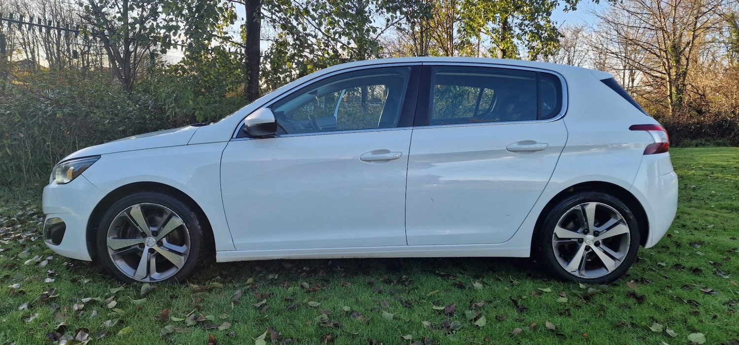Used Peugeot 308 2014 for sale - 76670904: Photo 6