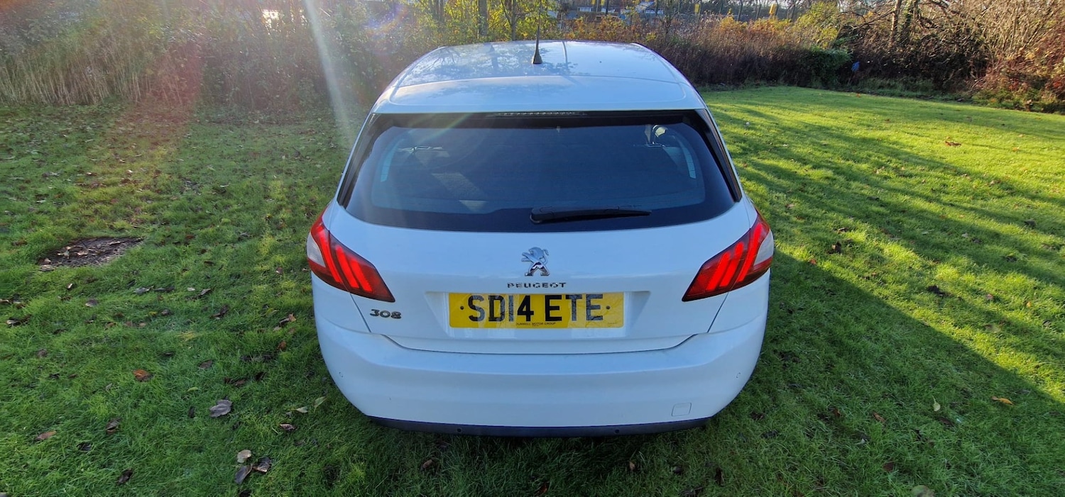 Used Peugeot 308 2014 for sale - 76670904: Photo 9