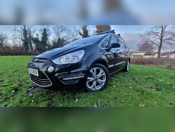2013 (13) - 2.0 TDCi 140 Titanium 5dr