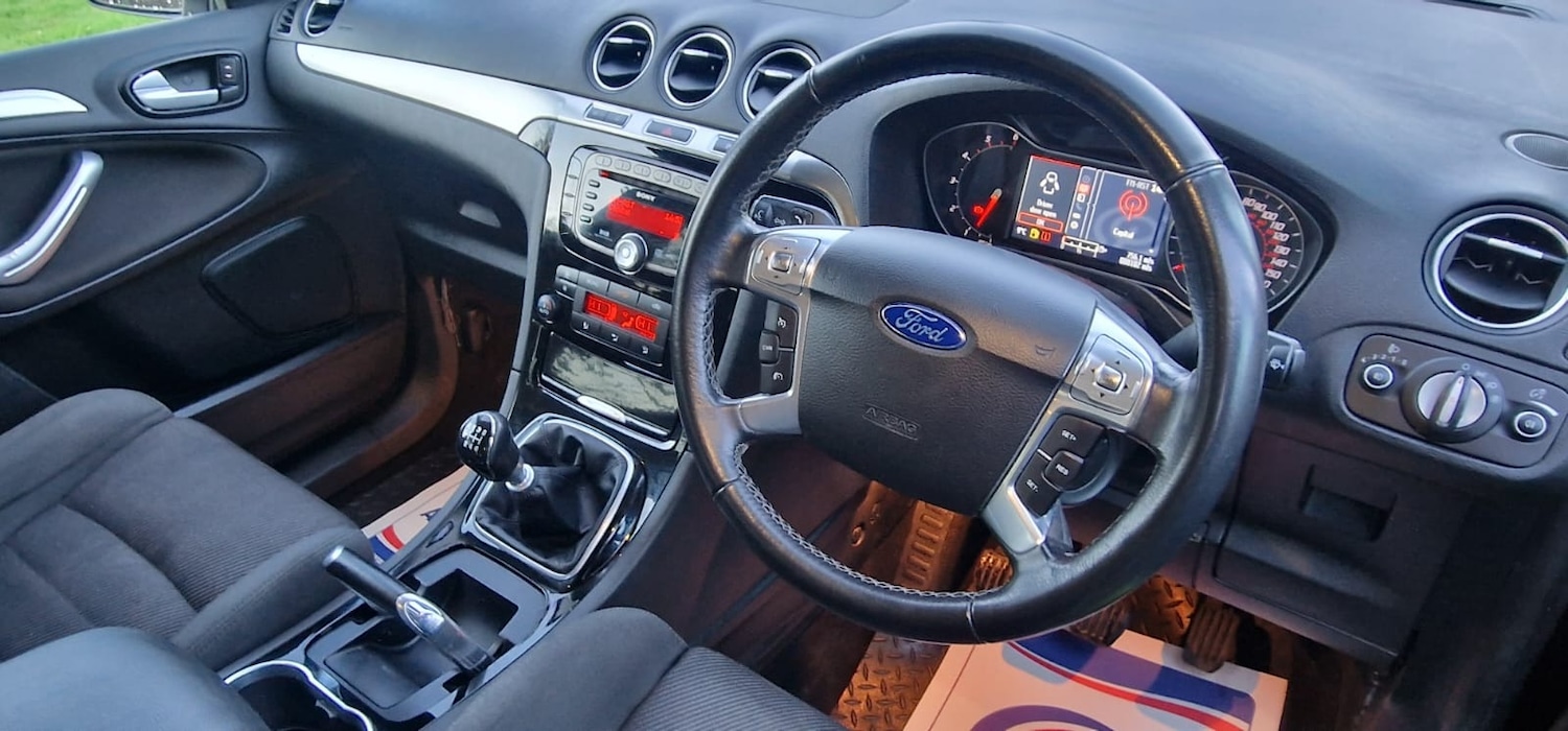 Used Ford S-Max 2013 for sale - 76862574: Photo 9