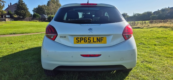 Used Peugeot 208 2015 for sale - 76218758: Photo 9