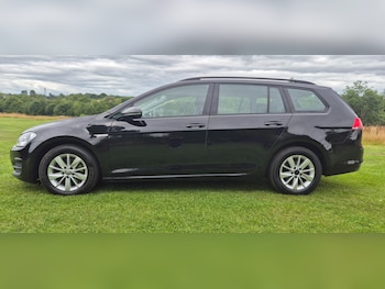 Used Volkswagen Golf 2014 for sale - 75440274: Photo
