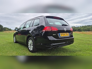 Used Volkswagen Golf 2014 for sale - 75440274: Photo