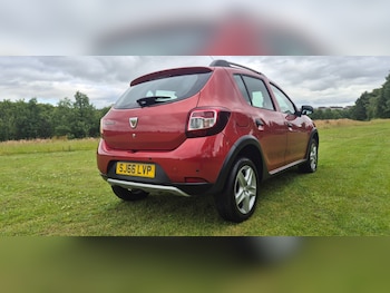 Used Dacia Sandero Stepway 2016 for sale - 76218727: Photo 3
