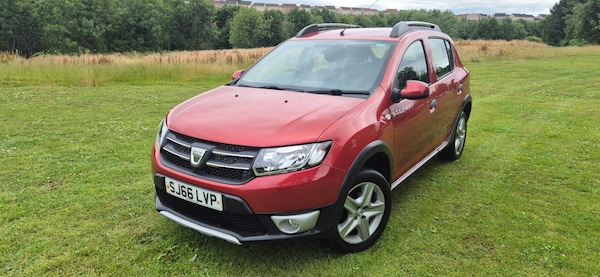 Used Dacia Sandero Stepway 2016 for sale - 76218727: Photo 8