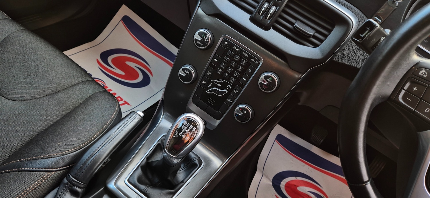 Used Volvo V40 2013 for sale - 77002056: Photo 17