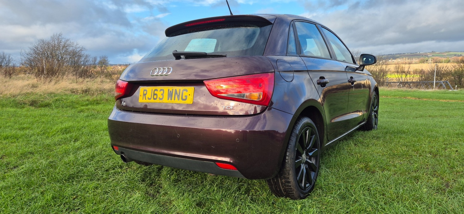 Used Audi A1 2014 for sale - 76638777: Photo 3