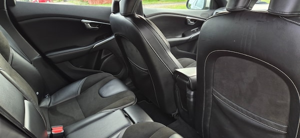Used Volvo V40 2016 for sale - 76218715: Photo 14