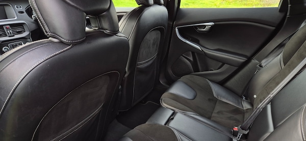 Used Volvo V40 2016 for sale - 76218715: Photo 15