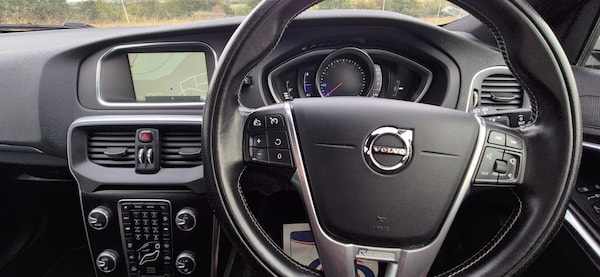 Used Volvo V40 2016 for sale - 76218715: Photo 17