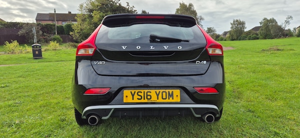 Used Volvo V40 2016 for sale - 76218715: Photo 9