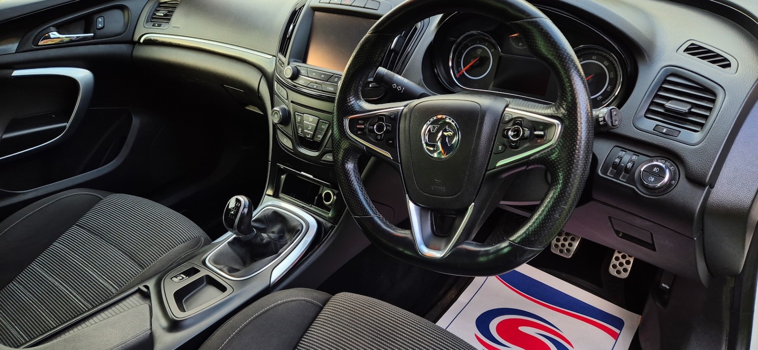 Used Vauxhall Insignia 2013 for sale - 76763359: Photo 10