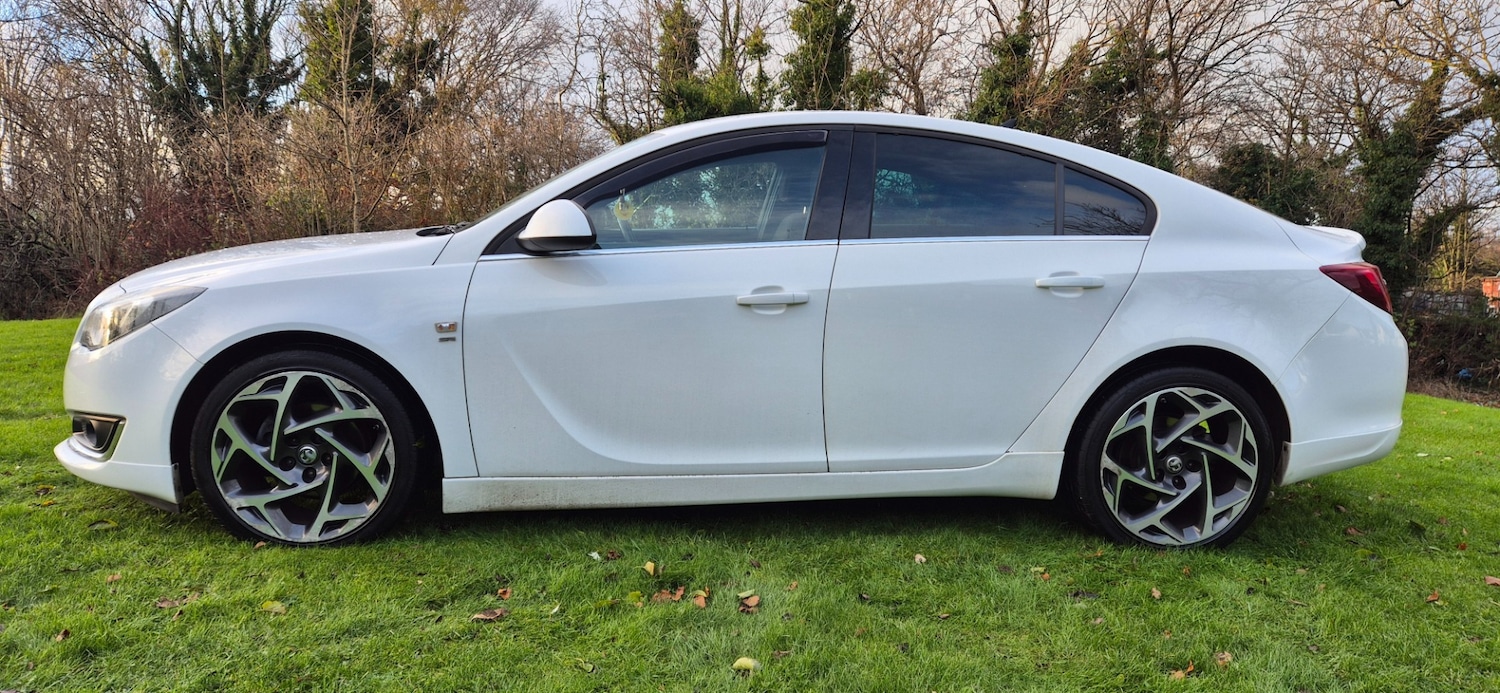 Used Vauxhall Insignia 2013 for sale - 76763359: Photo 2