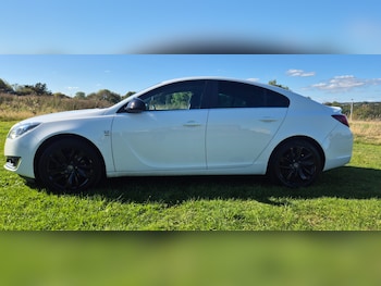 Used Vauxhall Insignia 2014 for sale - 76037396: Photo