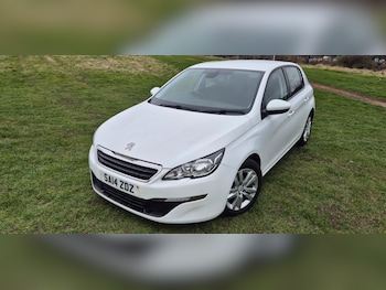 Used Peugeot 308 2014 for sale - 77991988: Photo