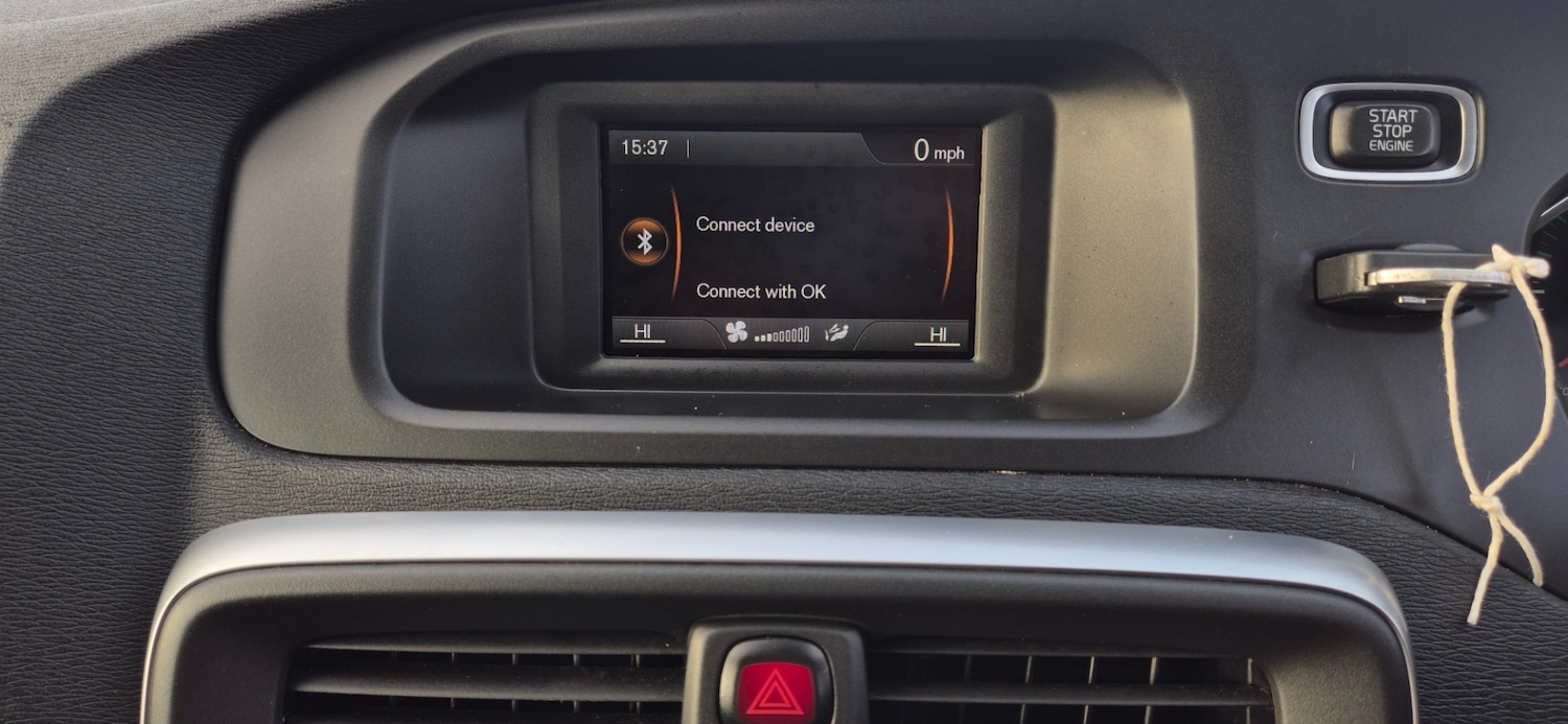 Used Volvo V40 2013 for sale - 76508602: Photo 20