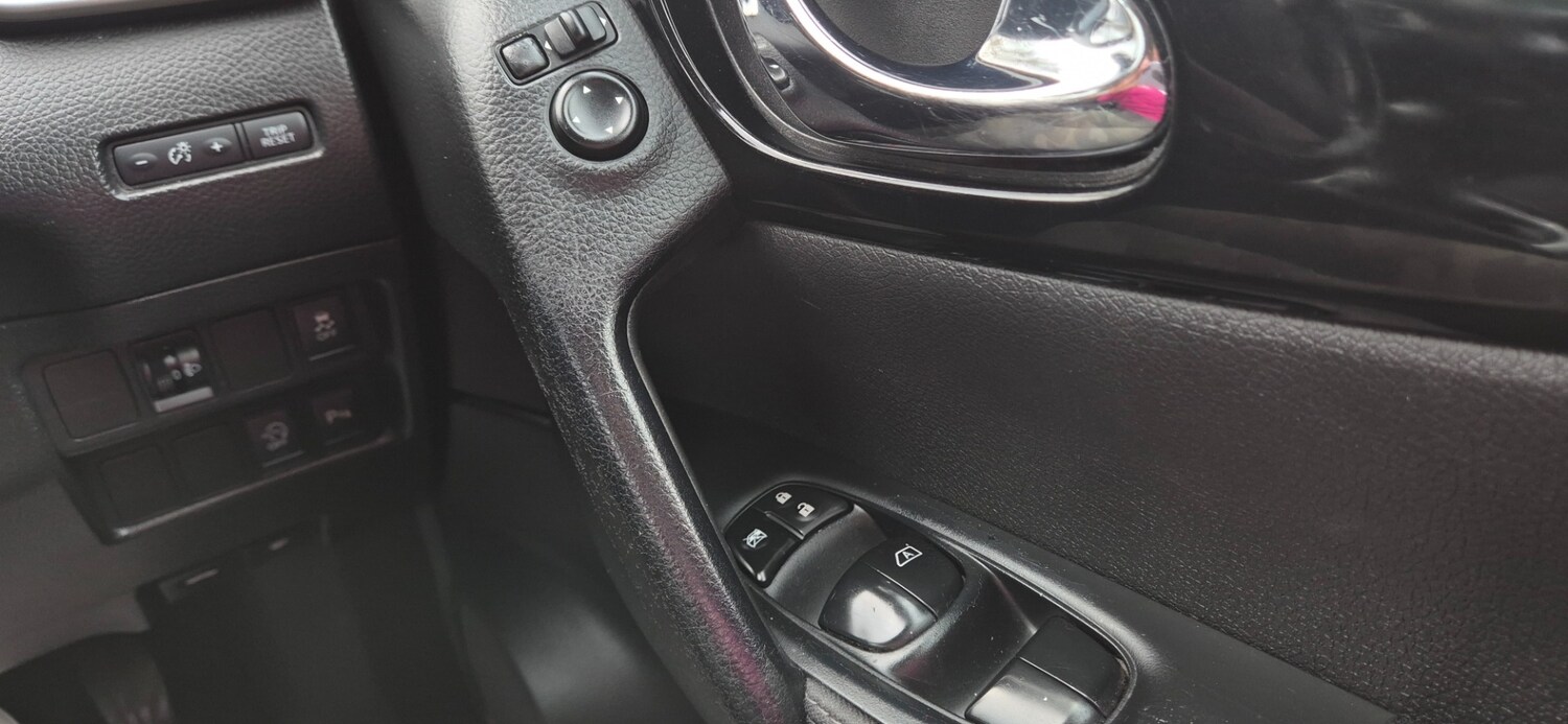 Used Nissan Qashqai 2014 for sale - 77812745: Photo 20