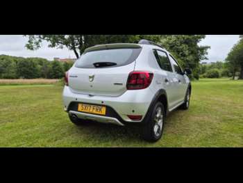 Used Dacia Sandero Stepway 2017 for sale - 75380707: Photo