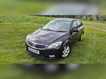 Used Kia Ceed 2010 for sale - 78523675: Photo