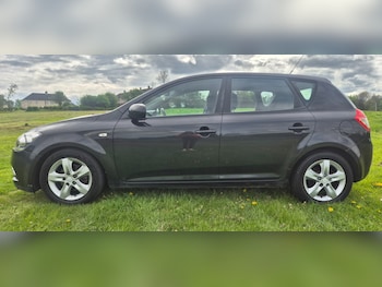 Used Kia Ceed 2010 for sale - 78523675: Photo