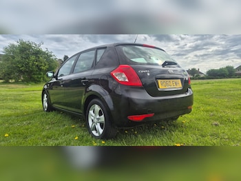 Used Kia Ceed 2010 for sale - 78523675: Photo