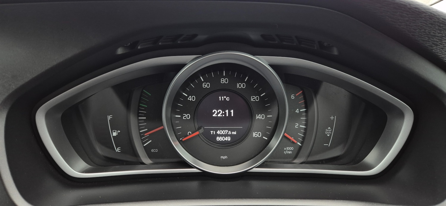 Used Volvo V40 2013 for sale - 78011386: Photo 16