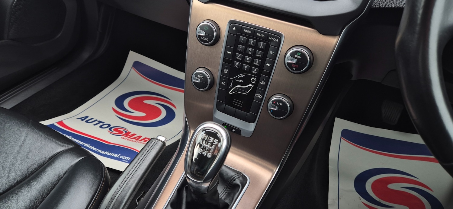 Used Volvo V40 2013 for sale - 78011386: Photo 18