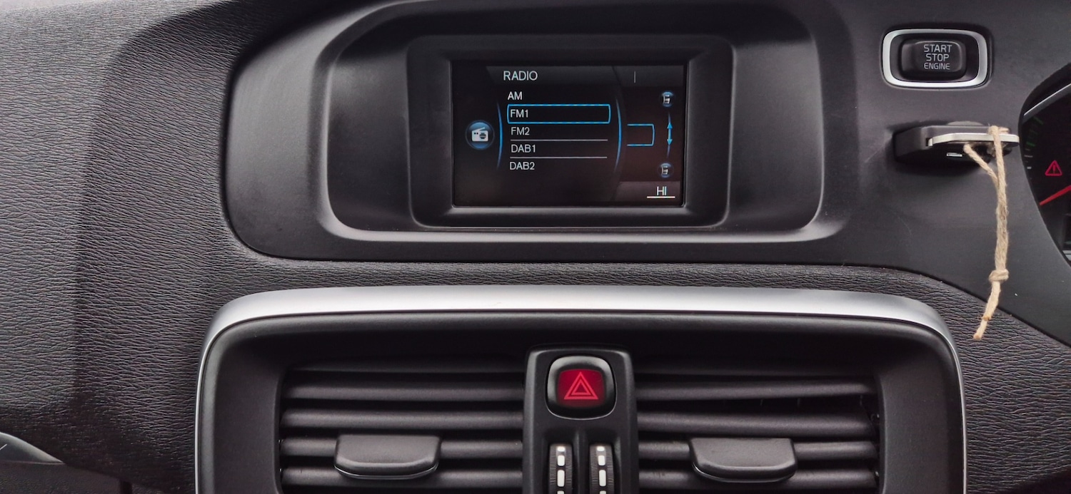 Used Volvo V40 2013 for sale - 78011386: Photo 19