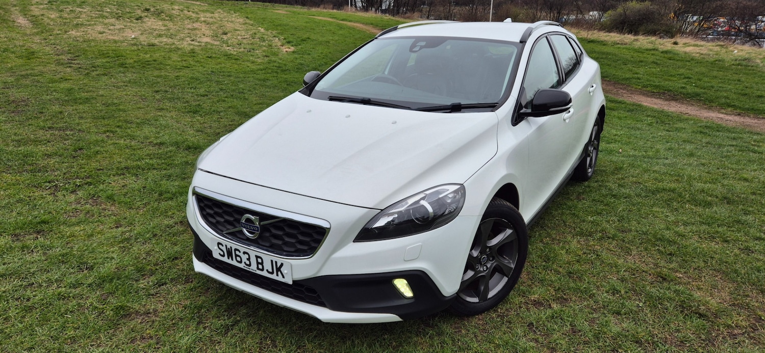 Used Volvo V40 2013 for sale - 78011386: Photo 4