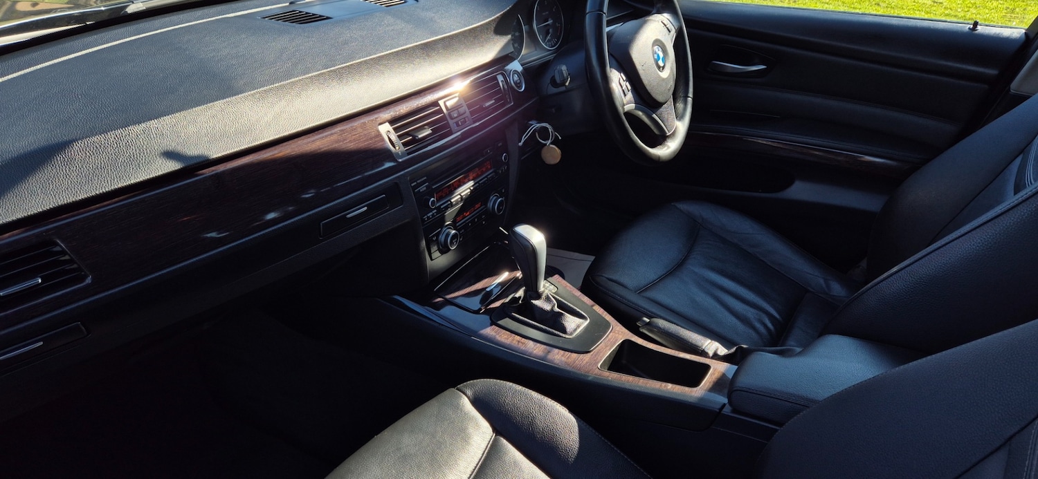 Used BMW 3 Series 2010 for sale - 77303442: Photo 12