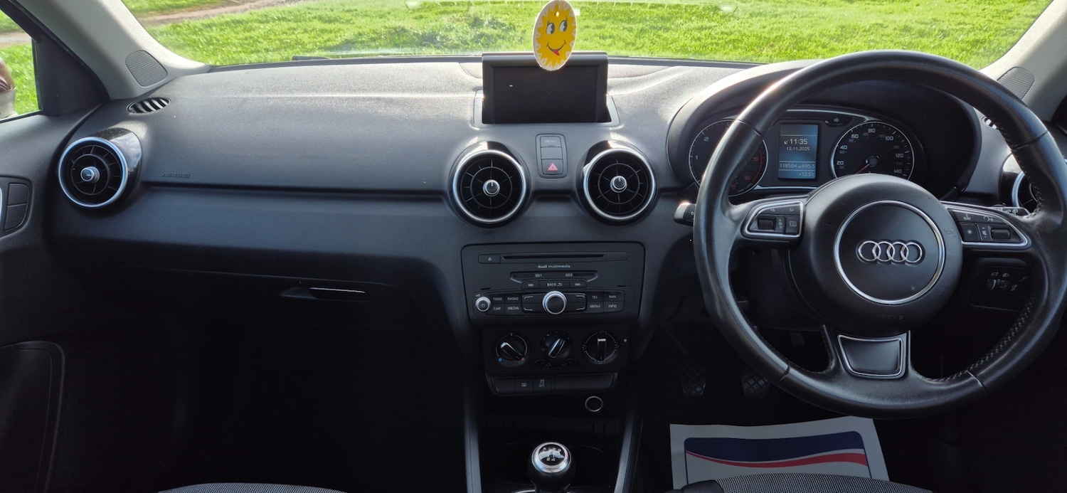 Used Audi A1 2014 for sale - 76559582: Photo 12