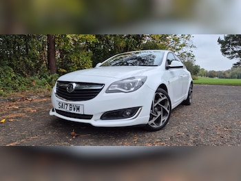 Used Vauxhall Insignia 2017 for sale - 76273051: Photo