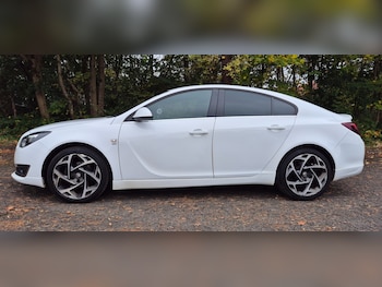 Used Vauxhall Insignia 2017 for sale - 76273051: Photo