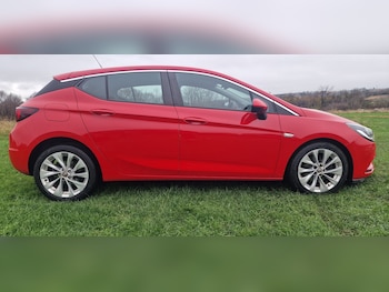 Used Vauxhall Astra 2017 for sale - 77303449: Photo