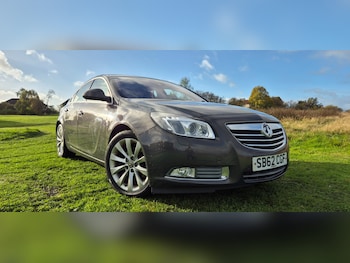 Vauxhall - Insignia