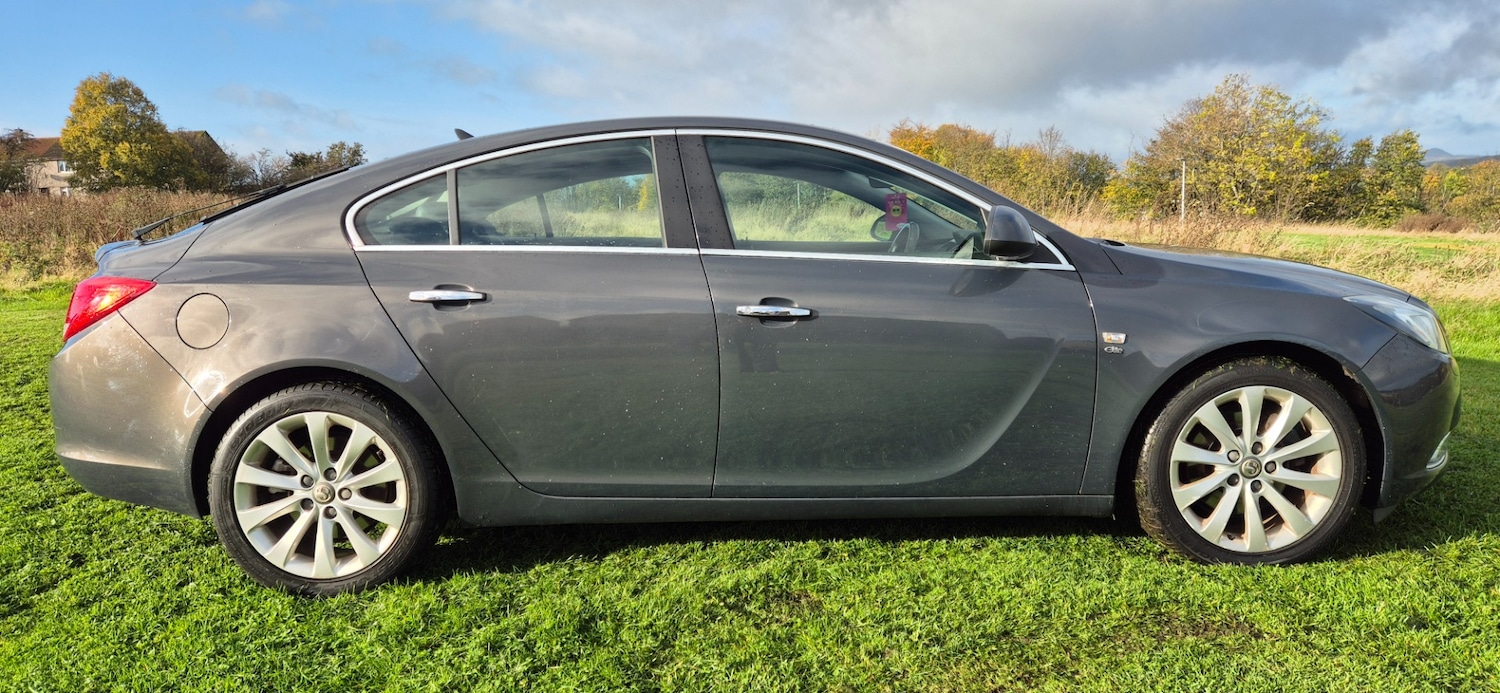 Used Vauxhall Insignia 2013 for sale - 76637705: Photo 2