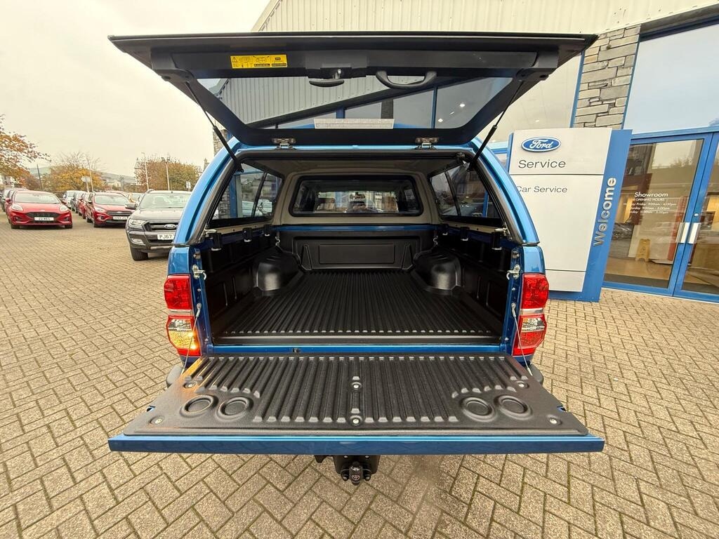 Used Toyota Hilux 2015 for sale - 76343927: Photo 16