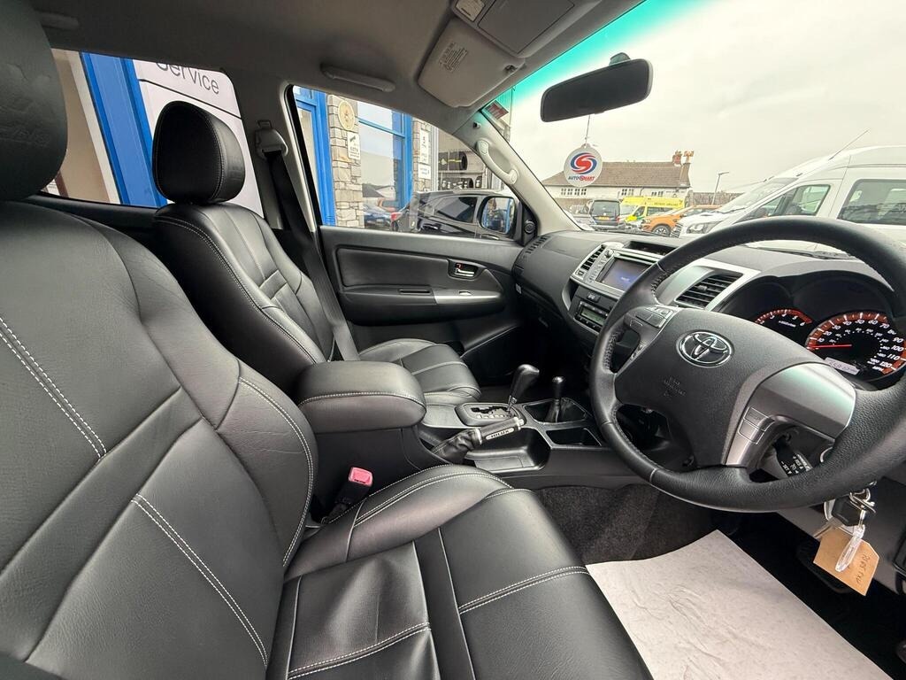 Used Toyota Hilux 2015 for sale - 76343927: Photo 23